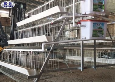 Material galvanizado del alambre de acero de la capacidad de 3 de las gradas de las aves de corral de colocación pájaros de las jaulas 96