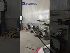 La fábrica demuestra el proceso de producción de alambre de púas.