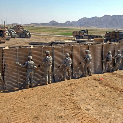 Barrera militar galvanizada personalizada para protección de seguridad