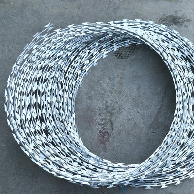 BTO-22 BTO-30 HDP Galvanizado con diámetro de bobina de 900 mm, con malla de alambre de púas