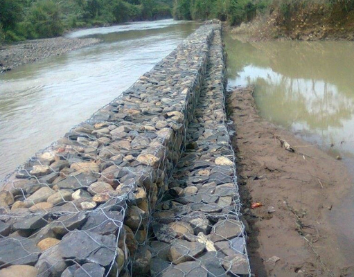 Venta caliente de galvanizado galvanizado galvanizado Gabion Caja de piedra para la protección en Filipinas, Malasia, Indonesia