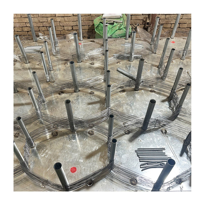 Barrera de tanque de acero galvanizado Redes de tanque de heridas Rutas de tanque de tejido plano malla de alambre de acero al carbono personalizado Rusia