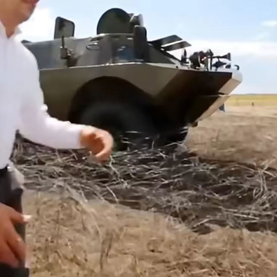Baja visibilidad Galvanizado de tejido de alambre Obstáculo anti-tanque Barreras de alambre de red de trampa de red