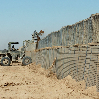 Protección de seguridad Barrera defensiva 4mm-5mm Diámetro de alambre 3x3 pulgadas Tamaño de malla