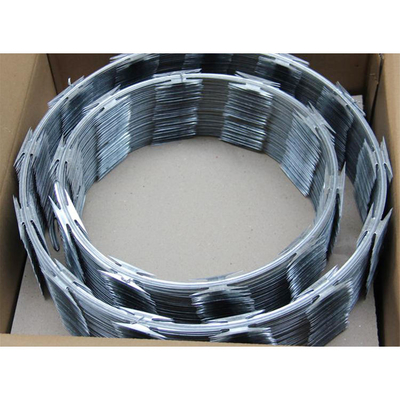 Plata gris cuchilla de púas de la hoja de la navaja de alambre de protección del perímetro eficaz