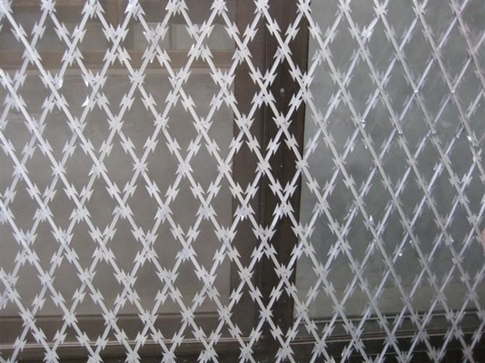 Cables de púas de alta calidad 0.5 mm-5.0 mm Cables de púas galvanizados B-12 Protección de cables de púas galvanizados