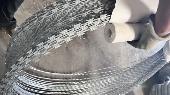 BTO-22 alambre de afeitar galvanizado en caliente para cercas de seguridad