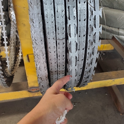 barro de alambre de púas simple de afeitar para la protección de la propiedad fuerte y duradera