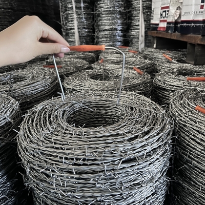 Cables de alambre de púas galvanizados de alta resistencia 1.6Mm 300M