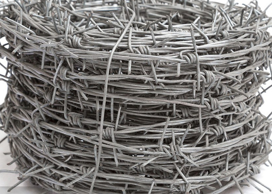 Protección de la construcción de cercas 3o o 4 pulgadas Barba distancia alambre de púas de acero inoxidable