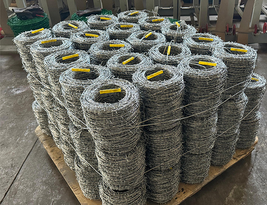 Cables de seguridad de alambre de púas de doble hebra de revestimiento de hierro revestido de PVC para mejorar la seguridad