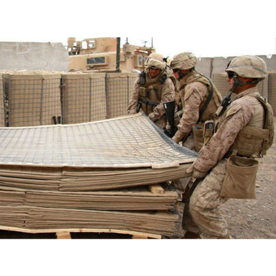 El alambre de acero con poco carbono soldó con autógena las barreras defensivas militares de 75*75m m para el campo del tiroteo