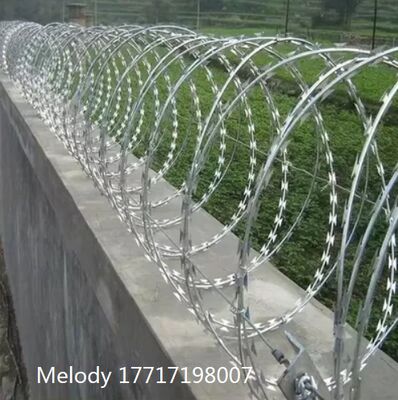 High Visibility Blade Razor Barbed Wire for Highway  Roadside Security Barriers