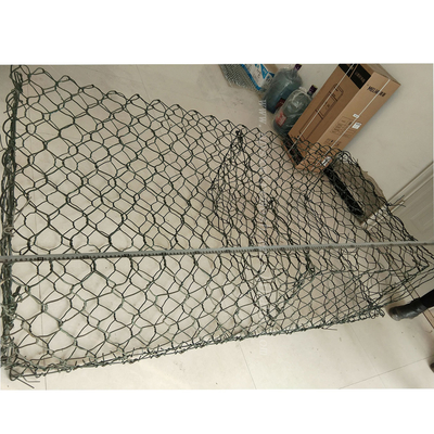Alambre hexagonal cubierto Pvc resistente Mesh For Retaining de las cestas de los 8x10cm Gabion