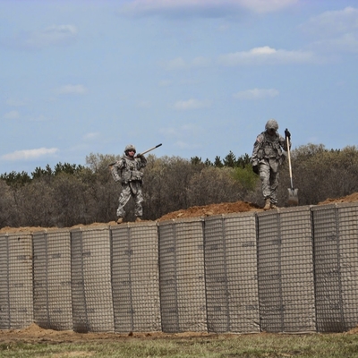La barrera militar defensiva Galfan de la milipulgada 10+Mil 3 soldó con autógena la caja Hesco de Gabion