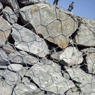 Caja de gabión galvanizado y sumergido en caliente / cesta de gabión para el control de la erosión de la orilla del río y protección contra inundaciones