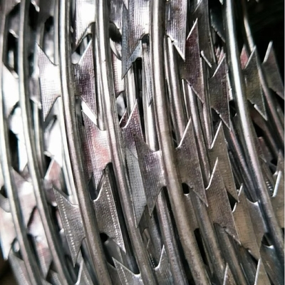 BTO-22 Concertina alambre eléctrico galvanizado Nigeria alambre de púas de afeitar precio por rollo