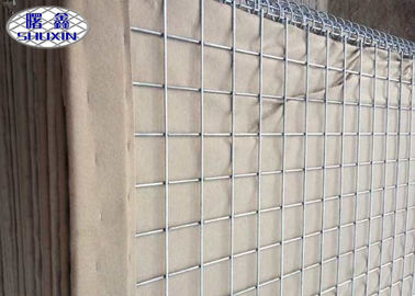 El geotextil defensivo de la barrera de la protección alineó servicio modificado para requisitos particulares característica