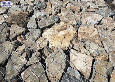 Jaulas galvanizadas sumergidas calientes de la pared de Gabion, cestas soldadas con autógena de Gabion del alambre