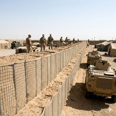 Jaula a prueba de explosiones de arena de defensa Precio Seguridad Barrera de bastión ecológico Caja de gaviones soldada Jaula a prueba de explosiones