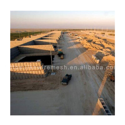 Barreras llenas de arena de soldadura profunda de 0.61x0.61x1.22m personalizadas para protección de ríos / defensa militar en Ghana