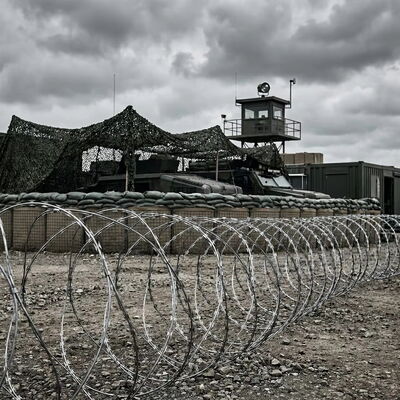 CBT-60 Razor Barbed Wire Tipo de metal de acero puede ser personalizado Material de cerca de seguridad adecuado para diversos entornos