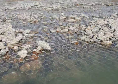 Jaulas revestidas de las cestas del Pvc Gabion, cestas de acero de la pared de 60 x de 80m m Gabion