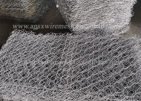 Alambre cubierto Pvc hexagonal resistente Mesh For Retaining de 3.0M M Gabion