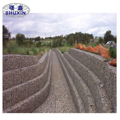 Alambre hexagonal cubierto Pvc resistente Mesh For Retaining de las cestas del 10x12cm Gabion