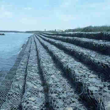 hexágono galvanizado 2m m Mesh For Embankment Reinforcement de la cesta de Gabion del estándar de los 2*1*1m
