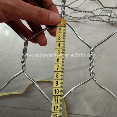 La piedra con poco carbono Gabion del alambre del hierro enjaula 8*10 cm Mesh For River Wall Protection